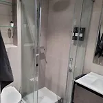 شقة Azabache
